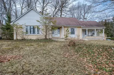 851 RIVERSIDE Drive, London North, ON N6H 2T2