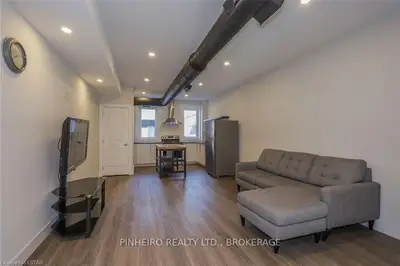 348 DUNDAS Street 2, London East, ON N6B 1V7