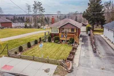 1219 HAMILTON Road, London East, ON N5W 1B1