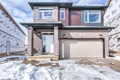 3067 TURNER Crescent, London South, ON N6M 0J8