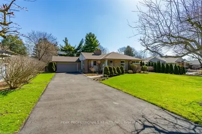 1536 GEARY Avenue, London North, ON N5X 1G7