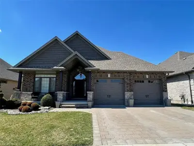 428 MACDONALD Street, Strathroy-Caradoc, ON N7G 2M2