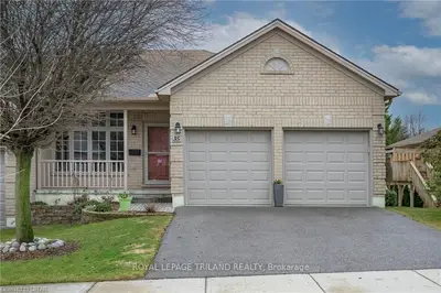 9 CADEAU Terrace 35, London South, ON N6K 4T5