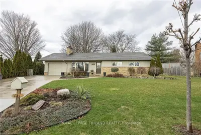 141 TARBART Terrace, London North, ON N6H 3B3