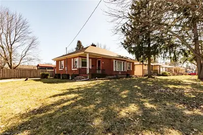 51 DAVID Street, London South, ON N6P 1B3