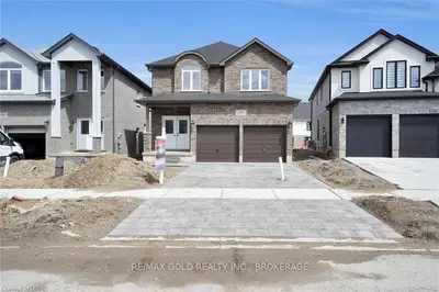 2997 Doyle Drive, London South, ON N6M 2G8