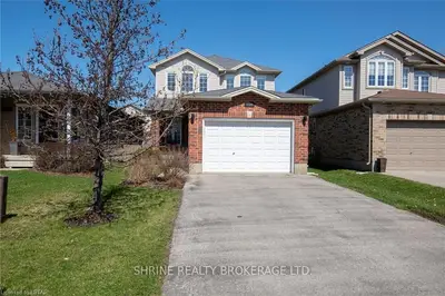1128 FOXHUNT Road, London North, ON N6G 0C3