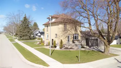 437 CARLING Street, South Huron, ON N0M 1S2
