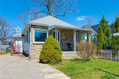 210 EMERY Street E, London South, ON N6C 2E2