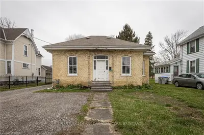 3243 ELGIN Street, Brooke-Alvinston, ON N0N 1A0