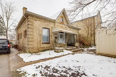 416 Simcoe Street, London East, ON N6B 1J9