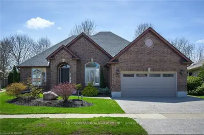 47 WINTERGARDEN Road, London East, ON N5Y 5M3