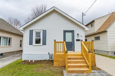 16 LANGARTH Street W, London South, ON N6J 1N7