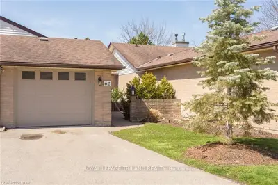 60 FIDDLERS GREEN Road 62, London North, ON N6H 4S7