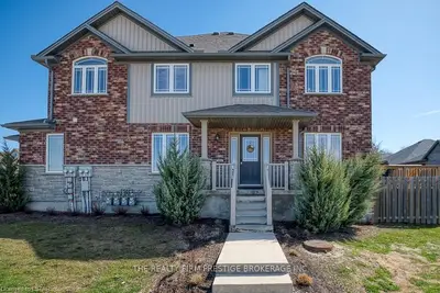 1220 RIVERBEND Road 1, London South, ON N6K 0G5
