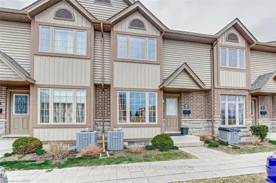2635 BATEMAN Trail 8, London South, ON N6L 0C1