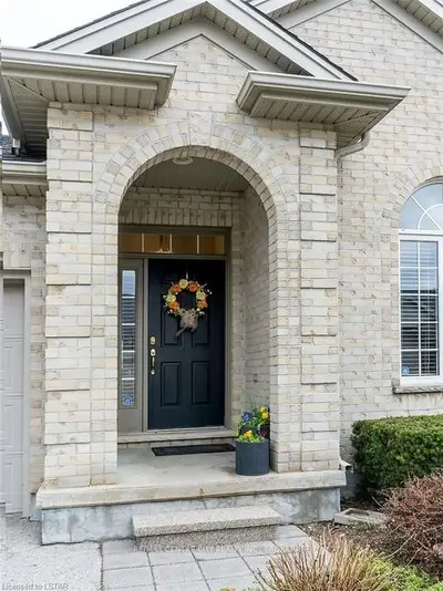 285 MCGARRELL Drive 36, London North, ON N6G 5H3