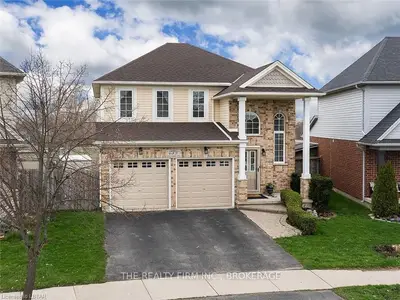 689 North Leaksdale Circle W, London South, ON N6M 1M1