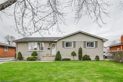 104 Fourth Avenue, Aylmer, On N5h 2l3