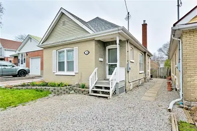 28 LINWOOD Street, London East, ON N5Y 1W2