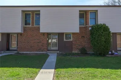 684 FANSHAWE PARK Road E, London North, ON N5X 2B9