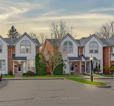 1415 COMMISSIONERS Road W 27, London South, ON N6K 1E2