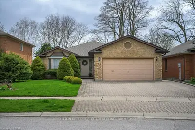 59 MASONVILLE Crescent, London North, ON N5X 3T1