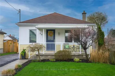 261 SANDERS Street, London East, ON N5Z 2T1