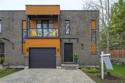 433 HYDE PARK Road 18, London North, ON N6H 0H5