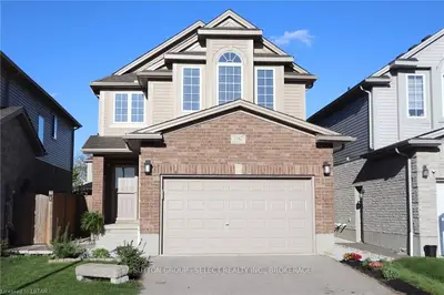 1142 SANDBAR Street, London North, ON N6G 0G6