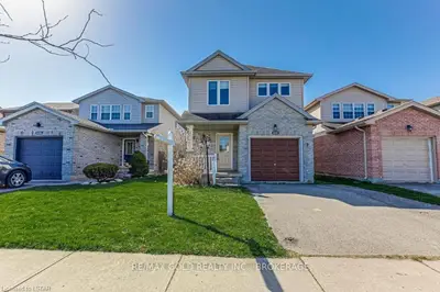1040 KIMBALL Crescent, London North, ON N6G 0A8