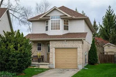 514 BLACKWATER Place, London North, ON N5X 4J4