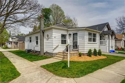 43 EMPRESS Avenue, London North, ON N6H 1M6