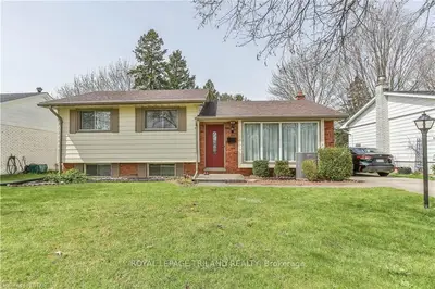 144 MAXWELL Crescent, London North, ON N5X 1Z2