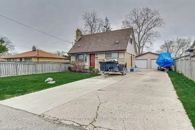 1593 DIXIE Street, London East, ON N6V 1Y8