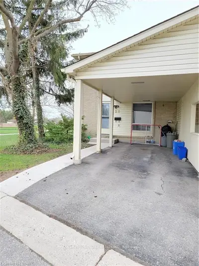 801 Osgoode Drive 28, London South, ON N6E 2G8