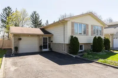 90 BEXHILL Drive, London South, ON N6E 1X2