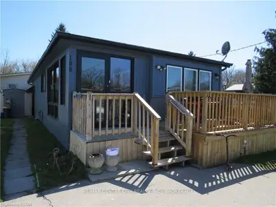 198 SPRINGBANK Drive 100, London South, ON N6J 1G1