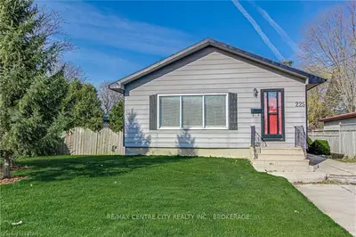 225 CLARKE Road, London East, ON N5W 5E6
