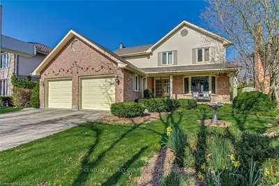 46 NANETTE Drive, London North, ON N5X 3L4