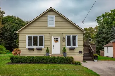 662 ST. JAMES Street, London East, ON N5Y 3P8