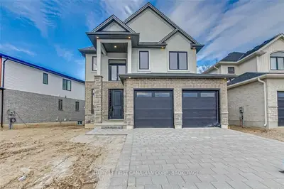 2157 LINKWAY Boulevard, London South, ON N6K 0K8