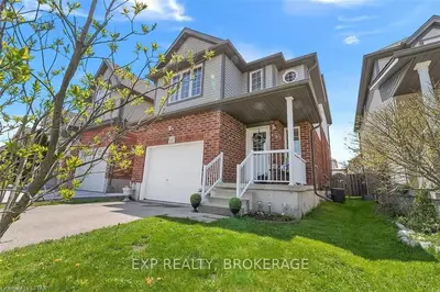 15 Verona Street, Kitchener, ON N2R 1T4