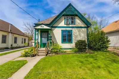 30 ST ANDREW Street, London North, ON N6H 1Z6