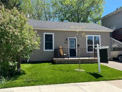 174 CLARENCE Street, London East, ON N6B 2J7