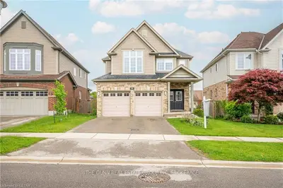 808 KETTLERIDGE Street, London North, ON N6H 0E3