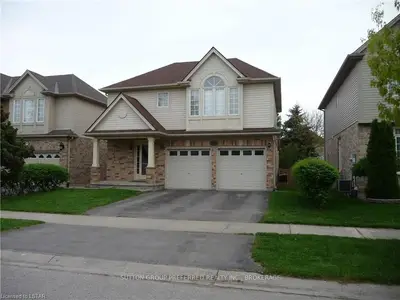 497 S LEAKSDALE Circle, London South, ON N6M 1K4