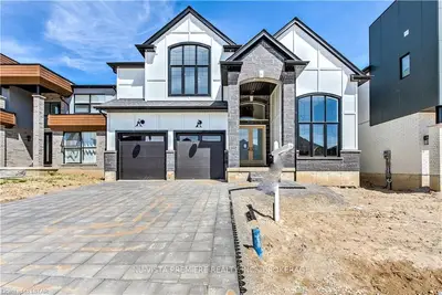 2120 IRONWOOD Road, London South, ON N6K 0H8