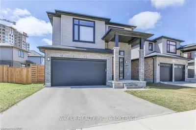 3031 TOKALA Trail, London North, ON N6G 0S8