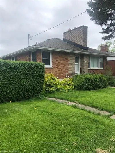 641 CHEAPSIDE Street, London East, ON N5Y 3Y1